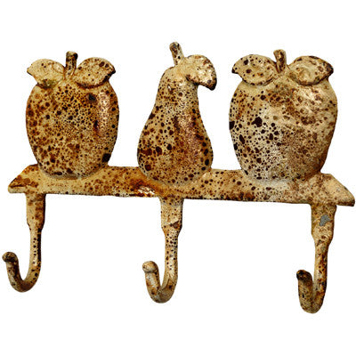 Set of 2PCS Metal Wall Hooks with 3 Fruits, Rustic Appearance