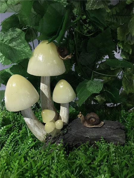 Mushrooms/Snails W/Solar Lights