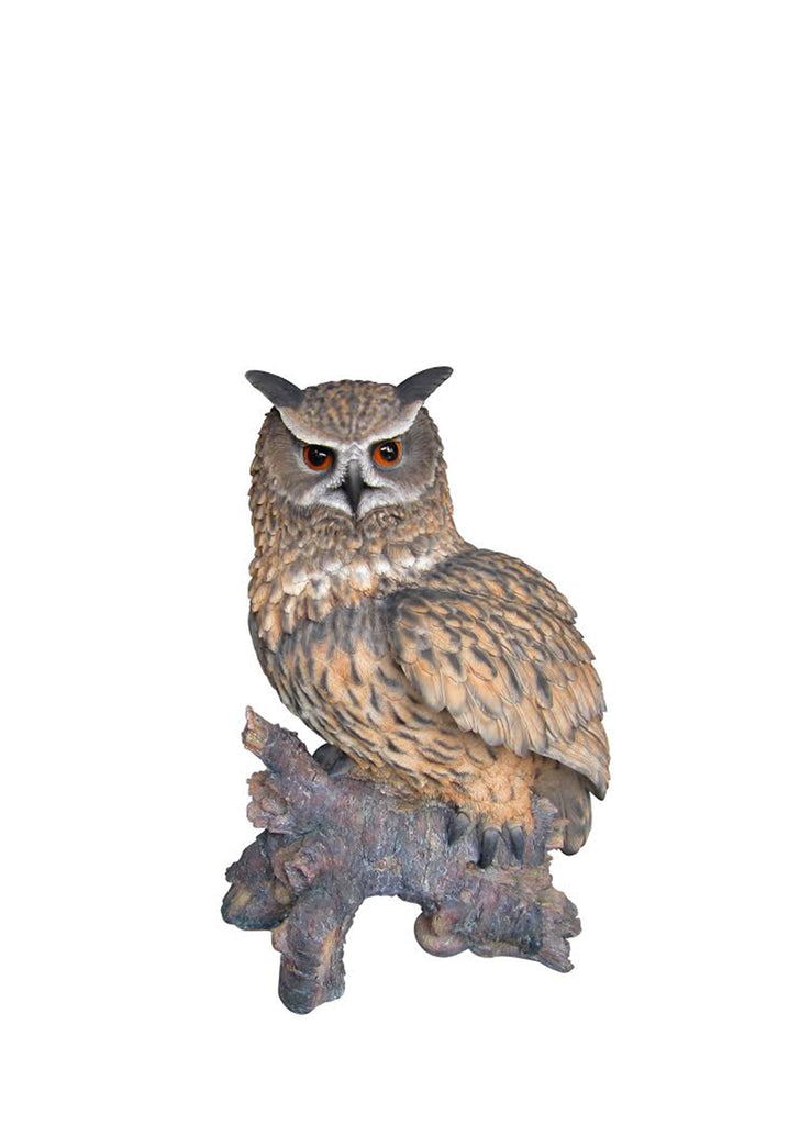 Eagle Owl on Stump